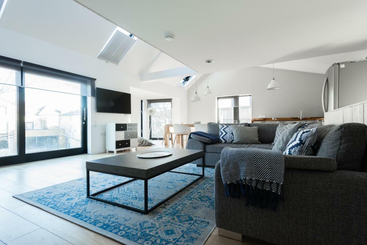 The Cliffside Loft - Distinctly Modern 3 Bdr Riverside Home Bath Exterior photo